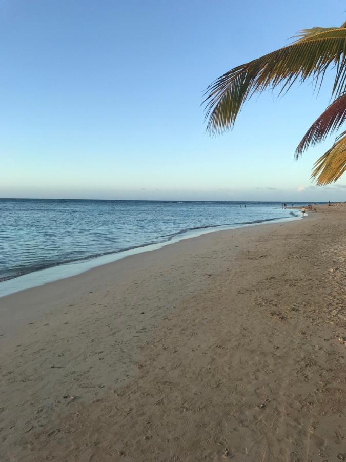 Cozy Oceanfront Villa With Direct Beach Access Las Terrenas Exterior foto